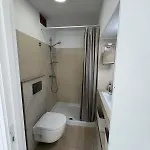 Atico Con Terraza Y Vistas Al Mar En Primera Linea アパート