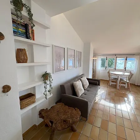 Atico Con Terraza Y Vistas Al Mar En Primera Linea * 波连萨港