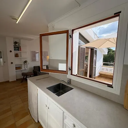 ático Con Terraza Y Vistas Al Mar En Primera Línea *